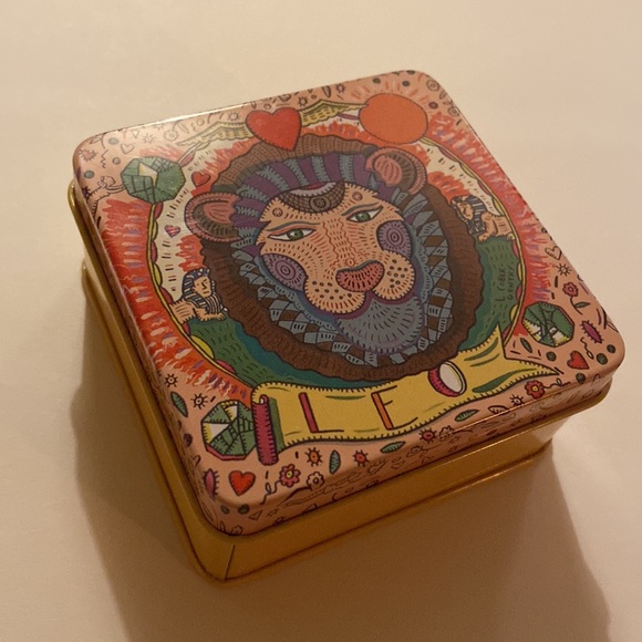 Pro de Provence Leo Zodiac Soap Collectible Tin Made in France - Picture 2 of 3